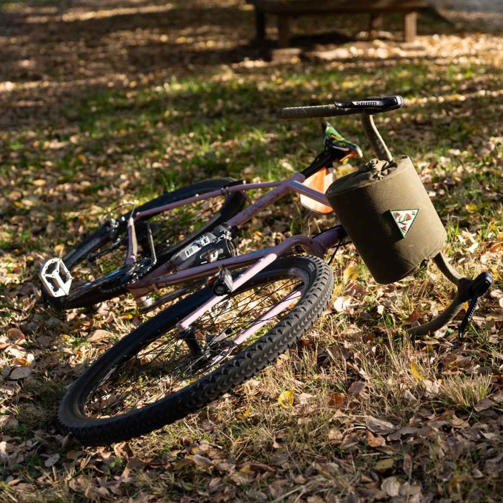 fabios clap trap RON'S BIKES ハンドルバッグ ULTRAROMANCE バッグ バイクパッキング アクセサリー フロントバッグ 小型 ワックスキャンバス バッグ 自転車 X-PAC バイクバッグ グラベルライド バッグ