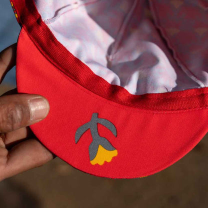 larons tulips and holly cap