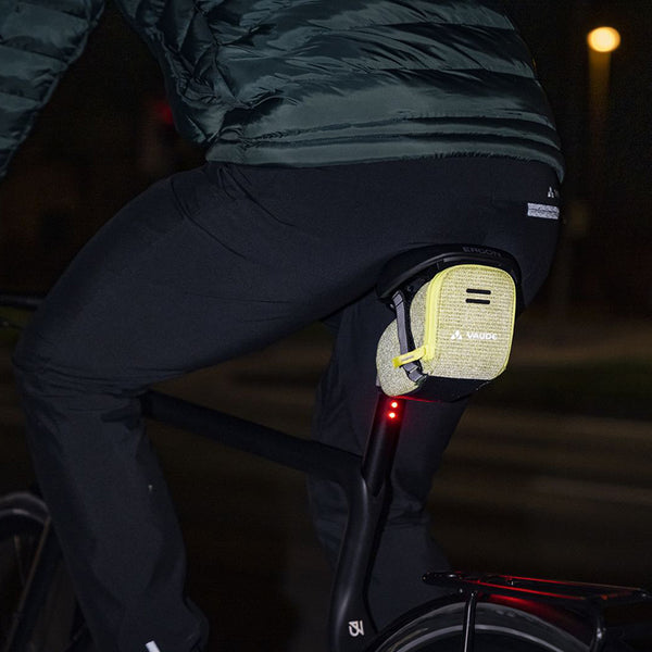VAUDE Race Light L Luminum 0.9Lリフレクティブサドルバッグ