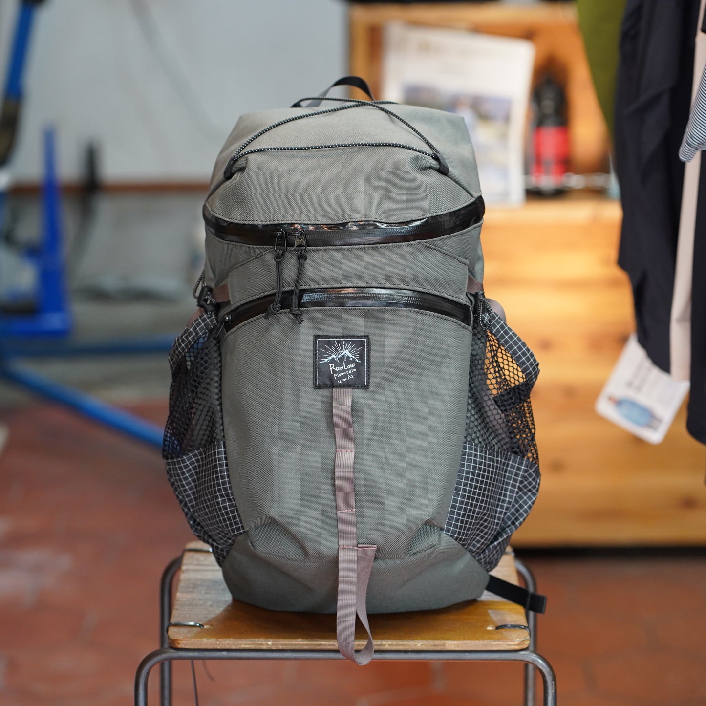 BEETLE バックパック 自転車向け ハイキング デイパック RawLow Mountain Works バッグ 軽量リュック 日本製 丸型バックパック ロードバイク リュック BEETLE バックパック