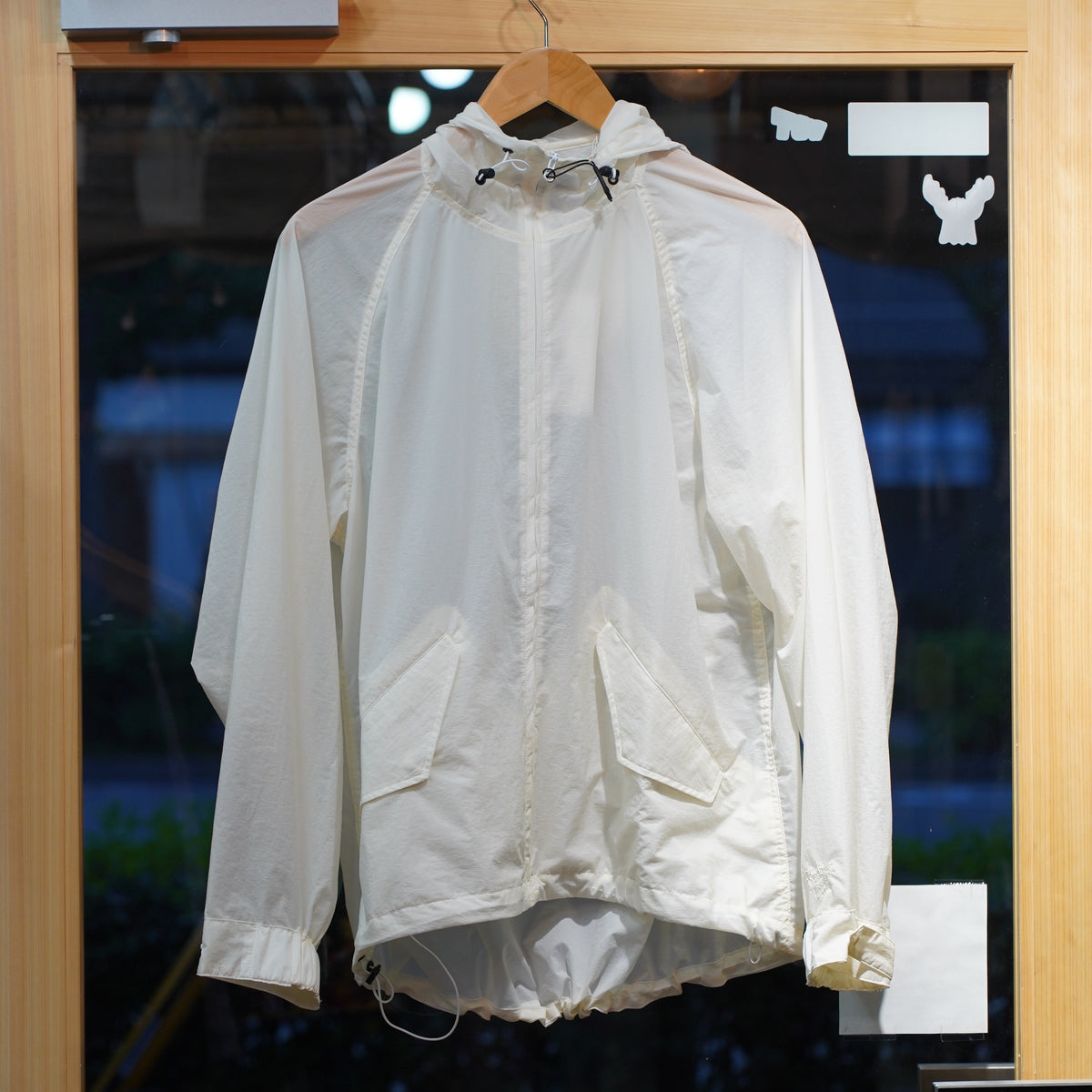 Airy Hoodie