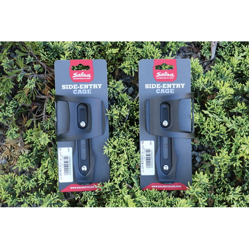 SIDE ENTRY WATER BOTTLE CAGE