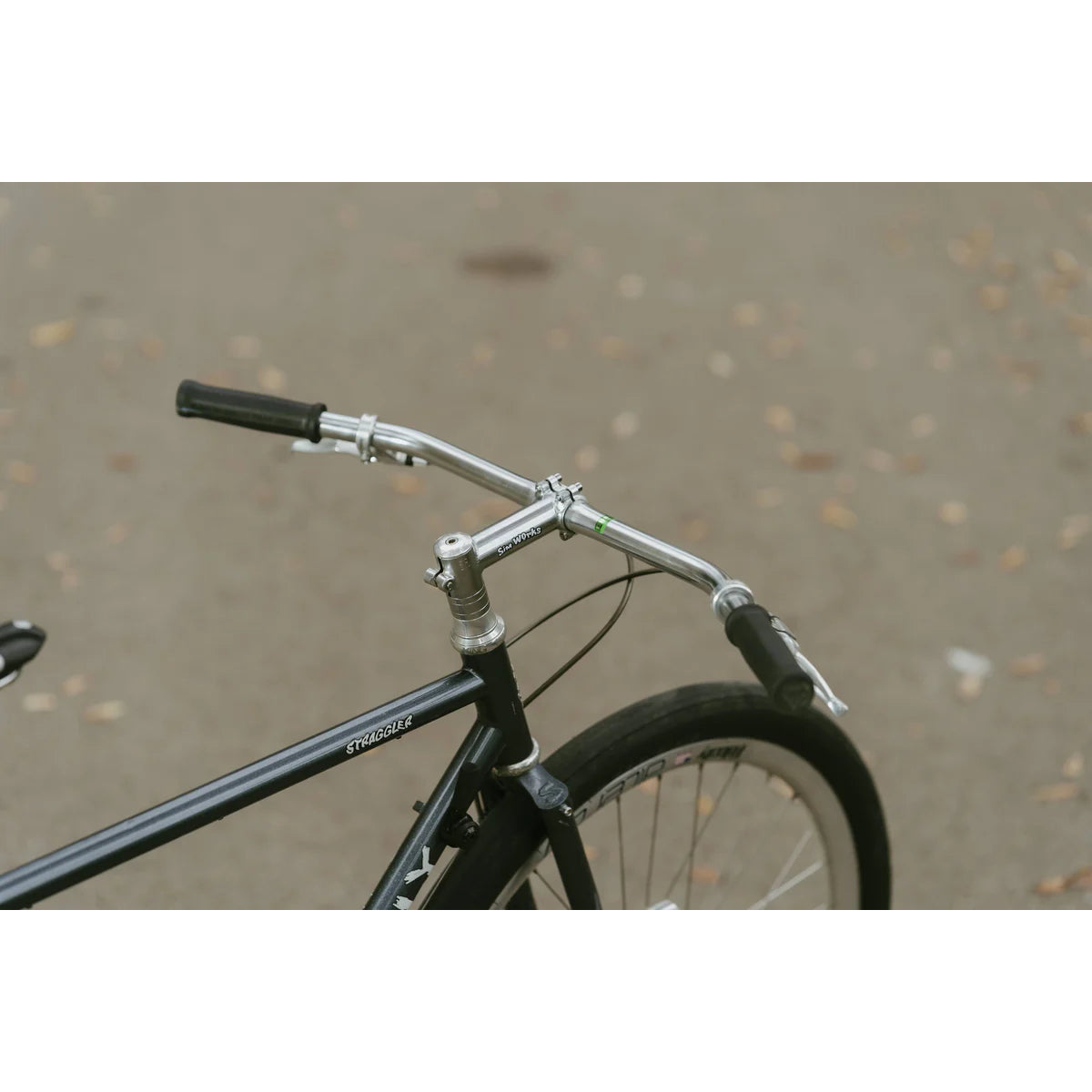 Big Little Nick CrMo Bar SimWorks ハンドルバー クロモリ フラットバー バックスイープバー クルーザーハンドル アドベンチャーバイク ハンドル NITTO ハンドル カスタムハンドルバー