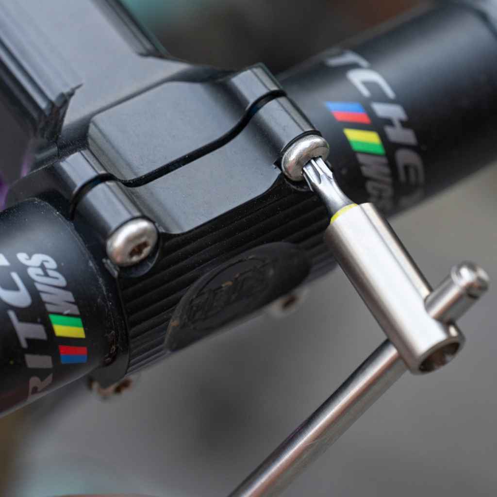 tool SPURCYCLE スパーサイクル 携帯工具 チタン マルチツール 自転車 高級ツール サイクル コンパクトツール キット ハイパロンケース 付属 Hex & Torx ビットセット