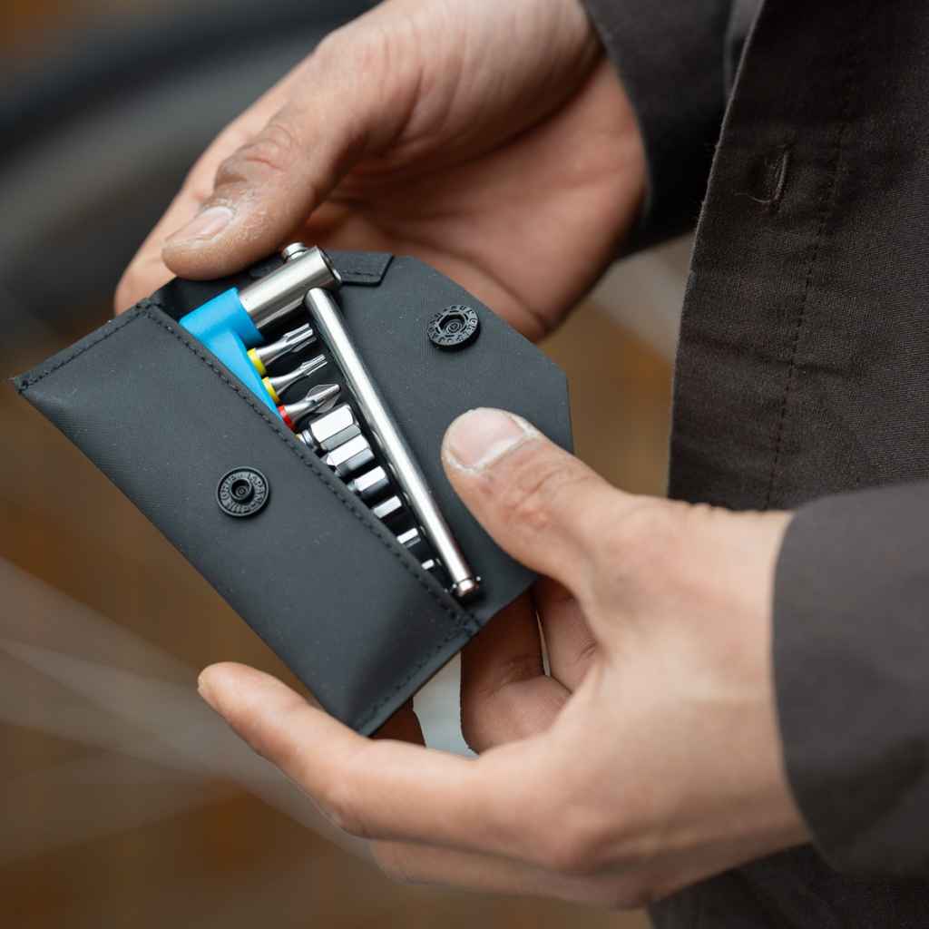 tool SPURCYCLE スパーサイクル 携帯工具 チタン マルチツール 自転車 高級ツール サイクル コンパクトツール キット ハイパロンケース 付属 Hex & Torx ビットセット