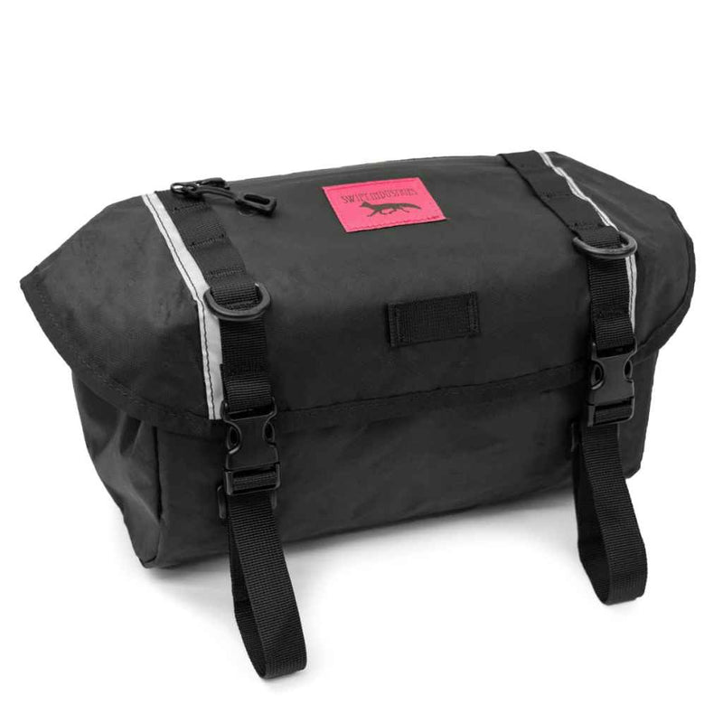 SWIFT INDUSTRIES Catalyst Pack ECOPAK素材採用の6Lハンドル・サドル兼用バッグ
