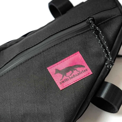 Giddy Up Wedge Frame Bag（SI600X）