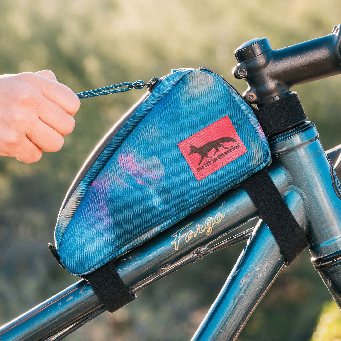 SWIFT INDUSTRIES / MOXIE TOP TUBE BAG（SI600X｜LUMINARY COLLECTION