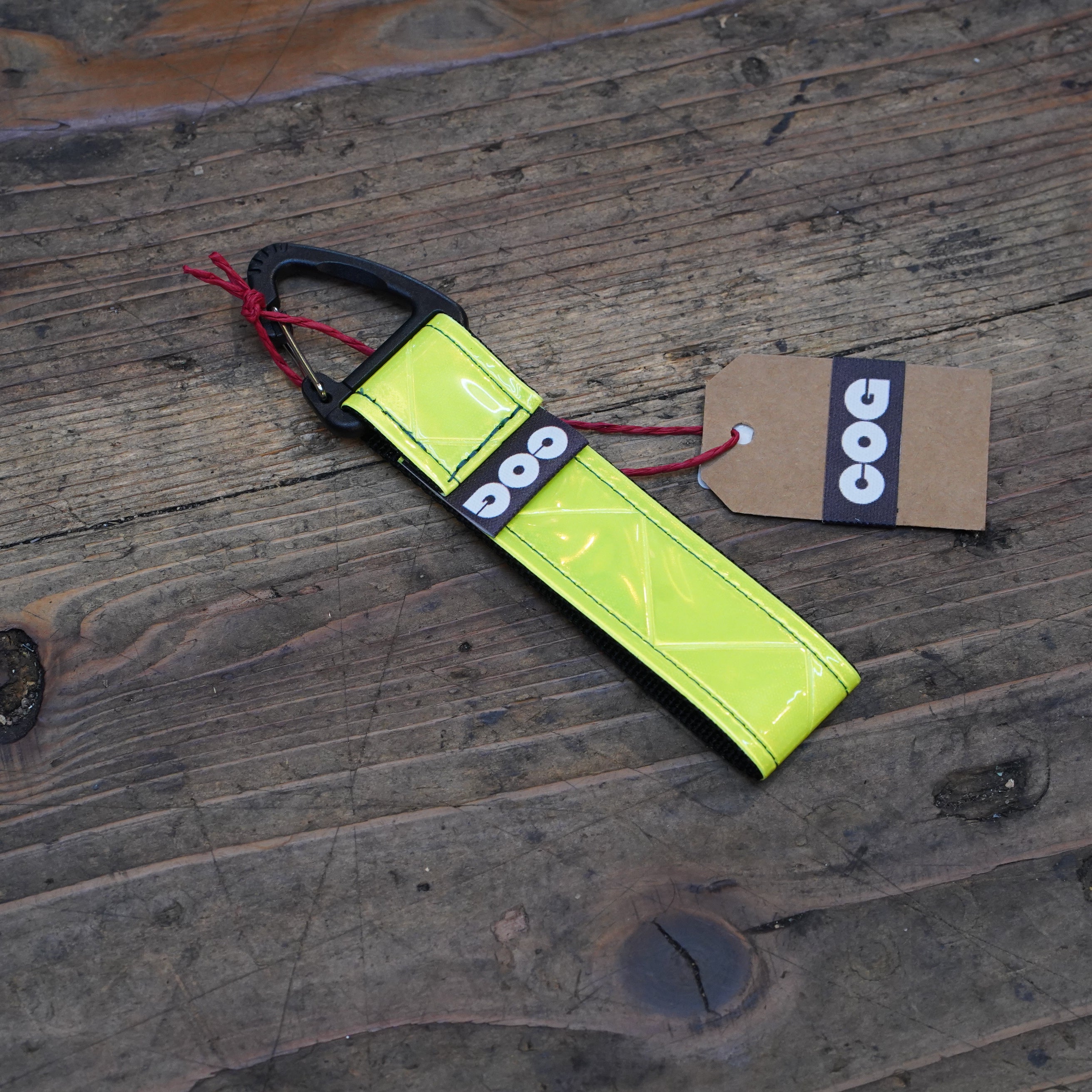 COG Souvenir Tag｜遊び心をプラスするリフレクターキーホルダー
