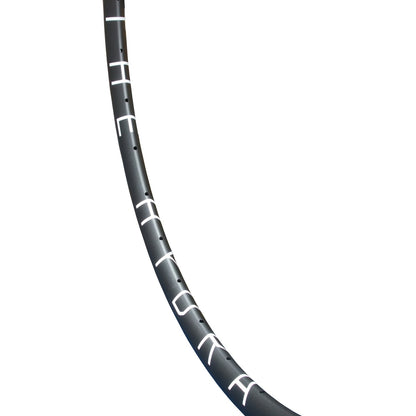 “THE HYDRA” 23mm Light Alloy Tubeless (Clincher) Rim 700c