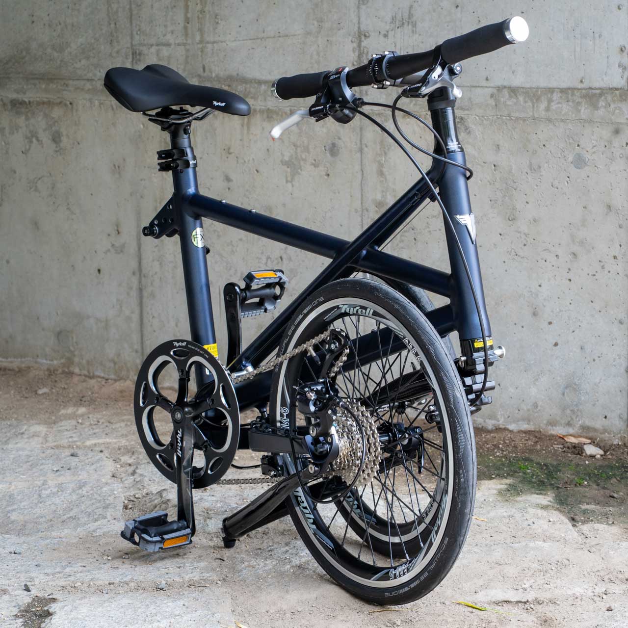 FXα Tyrell フォールディングバイク 折りたたみ 自転車 軽量 スポーツ 折りたたみ自転車 輪行 折りたたみ自転車 カーボンフォーク 折りたたみ SHIMANO SORA 折りたたみ ロングライド 折りたたみ自転車