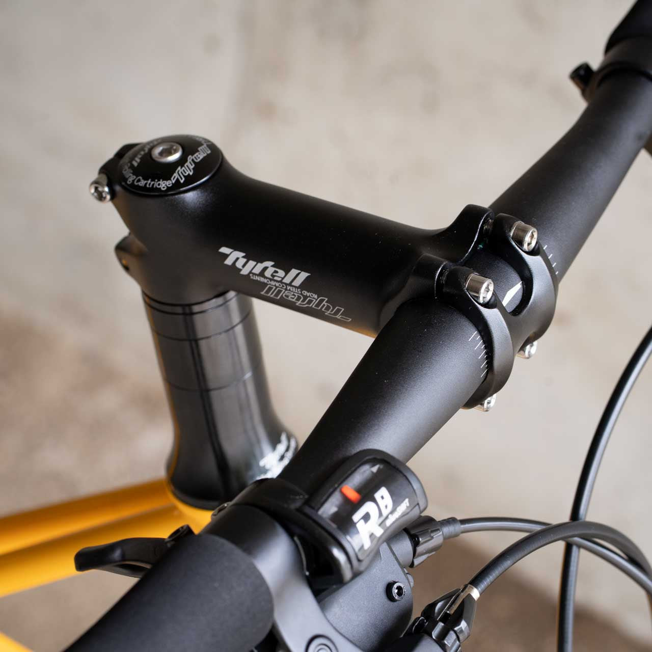 LooX Tyrell ミニベロ ミニベロ カスタム ミニベロ キャリア対応 ミニベロ フェンダー対応 街乗り ミニベロ アウトドア ミニベロ 軽量 ミニベロ