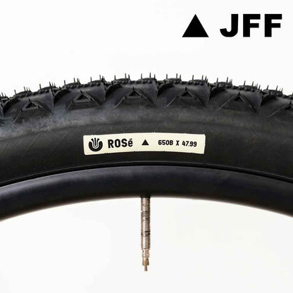 ULTRADYNAMICO ROSE JFF グラベルタイヤ トライアングルトレッドパターン
