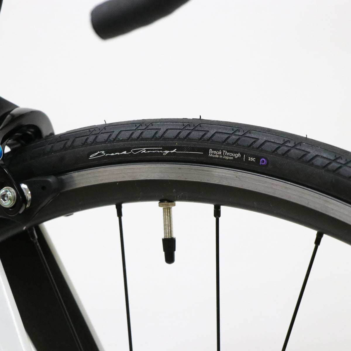 【中古】【2018年モデル】F75
