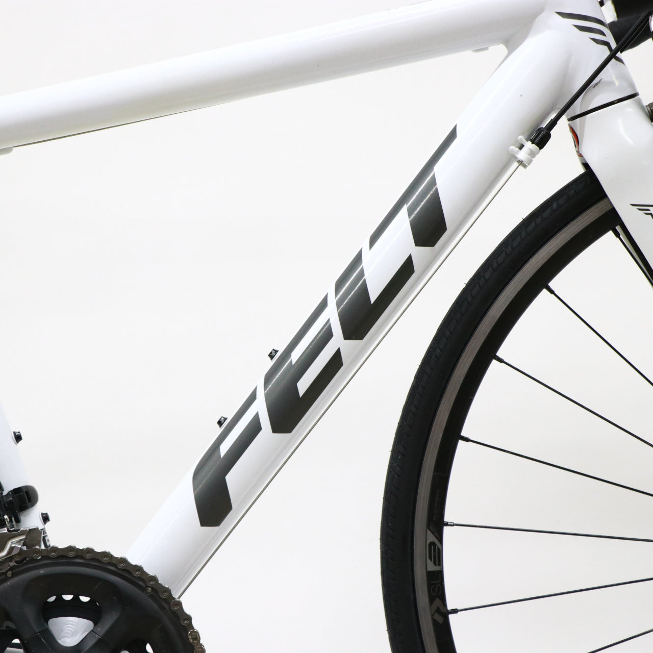 【中古】【2018年モデル】F75