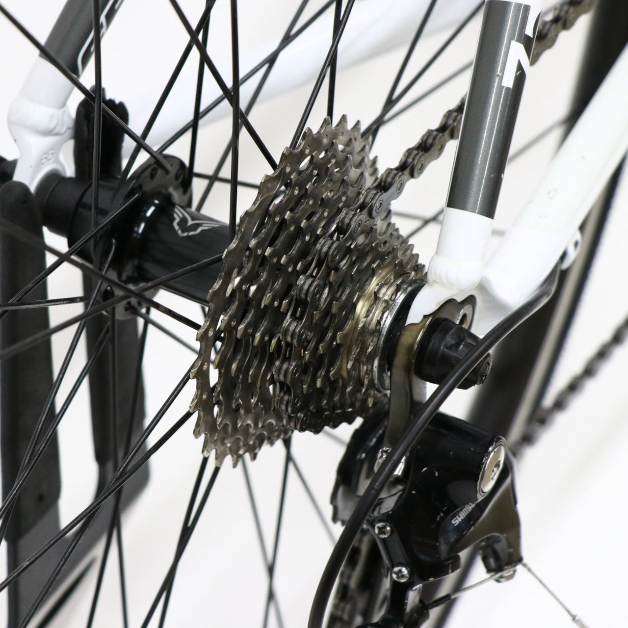 【中古】【2018年モデル】F75