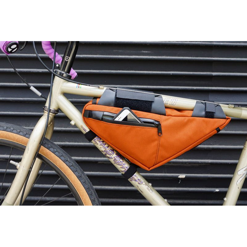 在庫セール！】ROAD RUNNER BAGS The Wedge Half Frame Bag｜高い