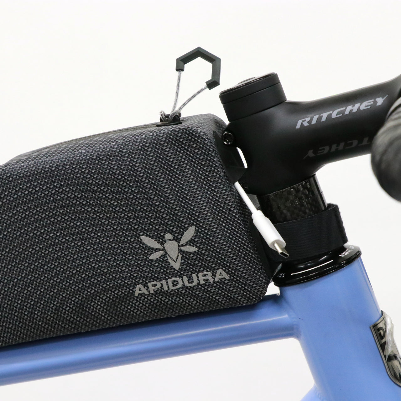 Apidura canyon アピデュラ　トップチューブバッグ ボルトオン 1L Apidura x Canyon Bolt-On Top Tube Pack (1L) | Apidura