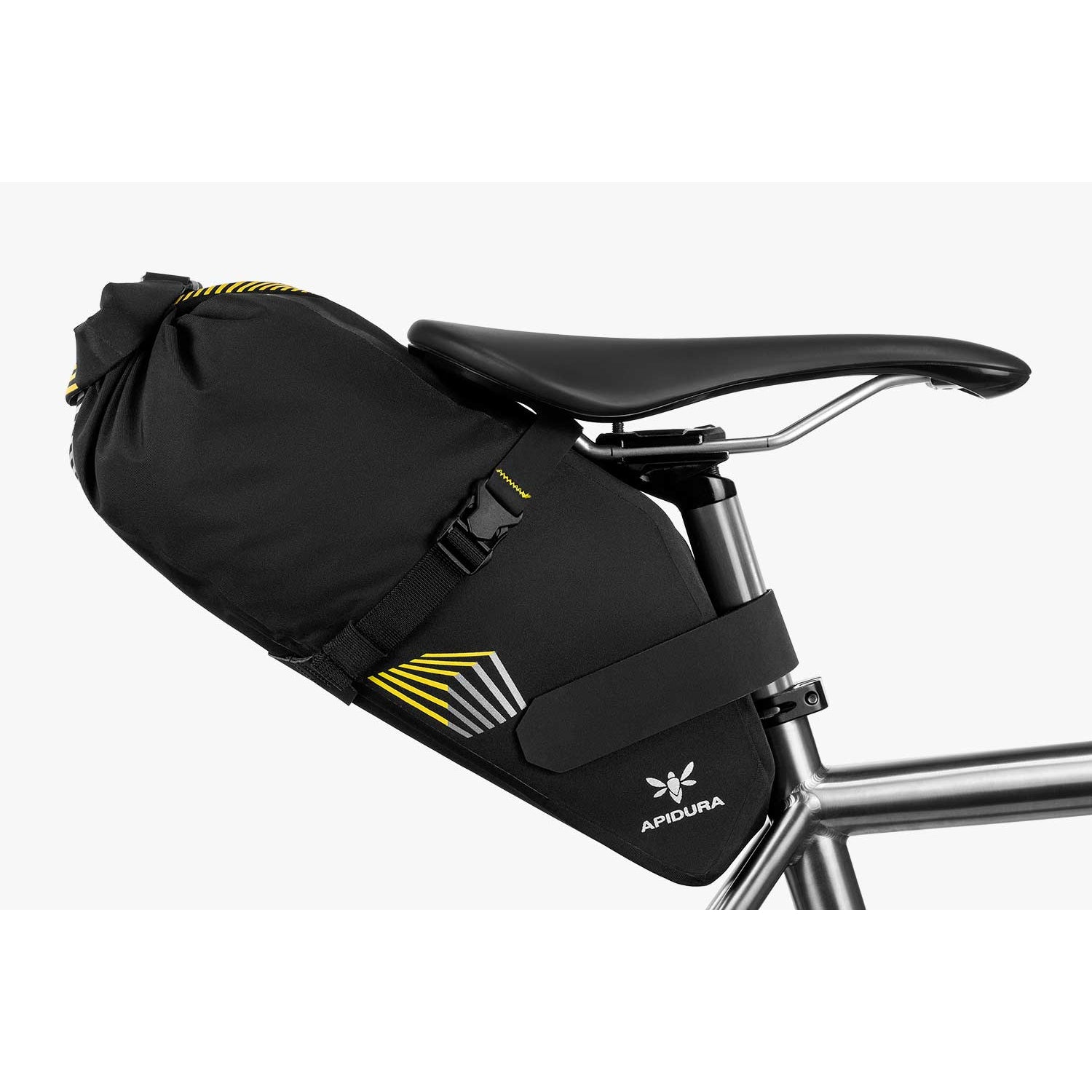 APIDURA Racing Saddle Pack｜軽さと安定感を両立した超軽量防水サドル