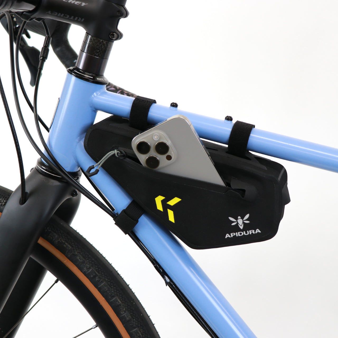 バックカントリー・フレームバッグ（1L） アピデュラ Backcountry Frame Bag BIKE PACKING バイクパッキング マウンテンバイク フレームバッグ