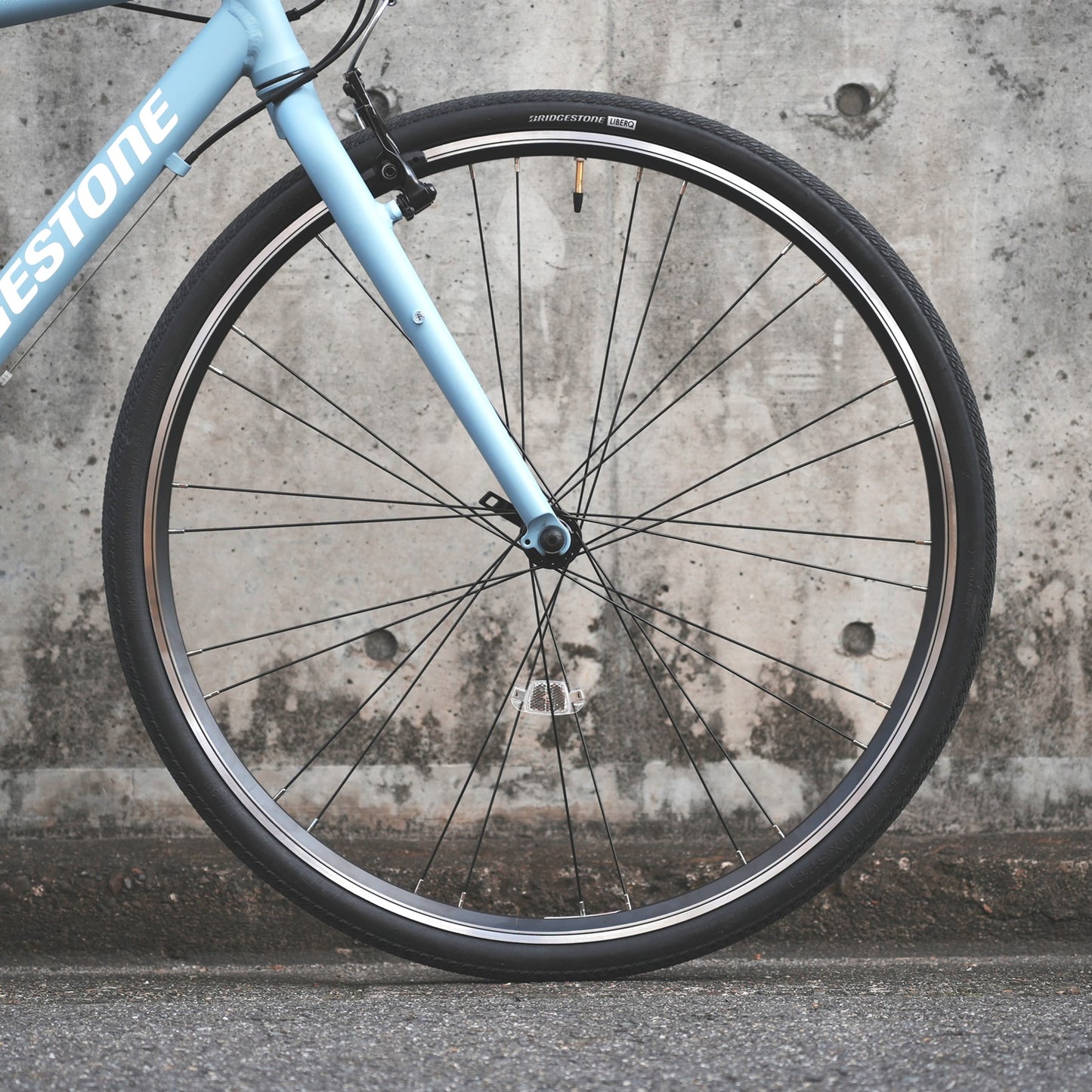 XB1 クロスバイク 初心者 ブリヂストン クロスバイク アルミ クロスバイク SHIMANO フル装備 700×32C タイヤ 盗難補償付き 自転車 スポーツ自転車 街乗り