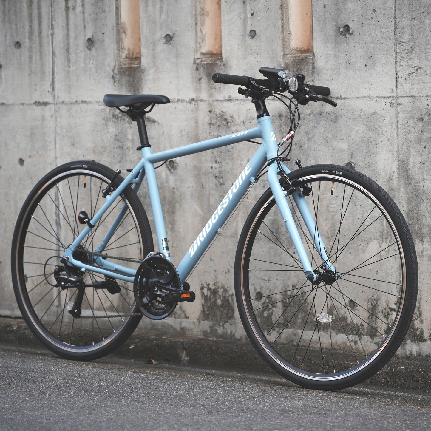 XB1 クロスバイク 初心者 ブリヂストン クロスバイク アルミ クロスバイク SHIMANO フル装備 700×32C タイヤ 盗難補償付き 自転車 スポーツ自転車 街乗り