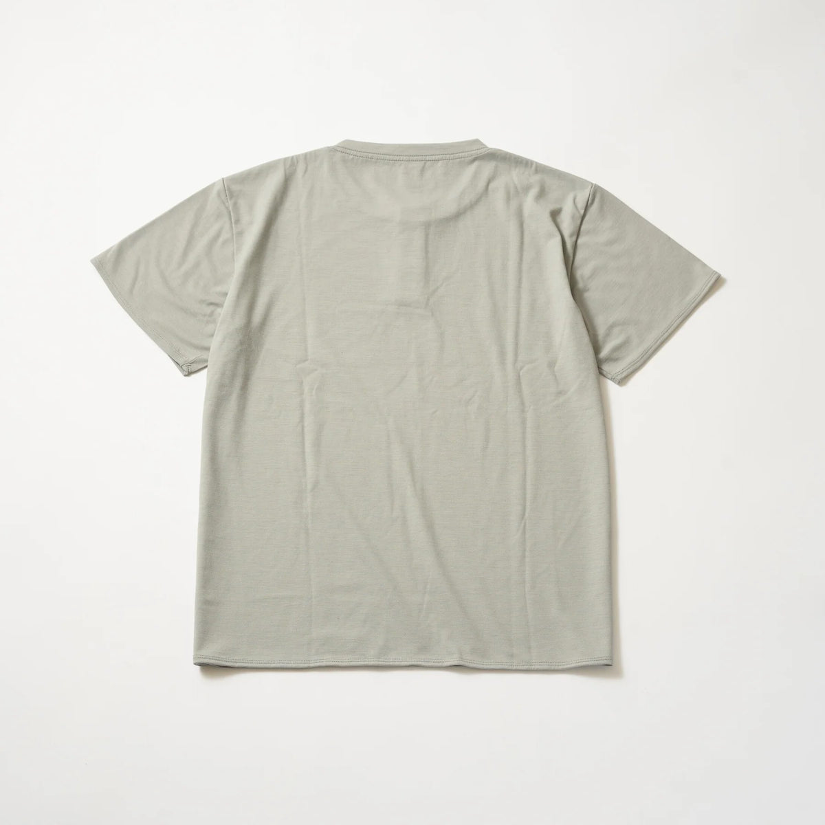 WUNDERWEAR ヘンリーネックTシャツ