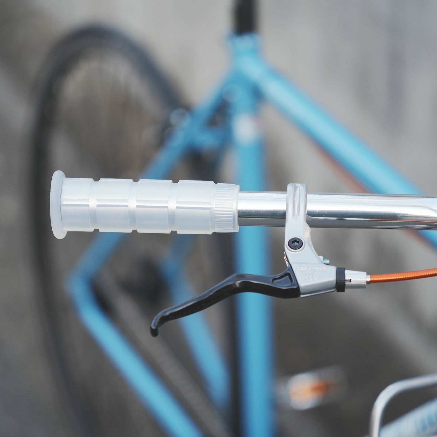 mountain grip BMXグリップ 自転車グリップ交換 ラバーハンドルグリップ カスタムグリップ フランジ付きグリップ ハンドルパーツ アメリカ製バイクパーツ