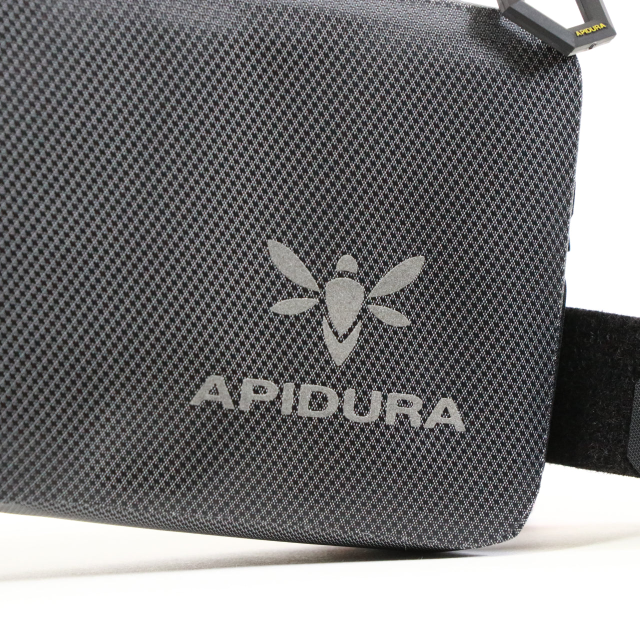 APIDURA エクスペディション・トップチューブパック｜完全防水仕様の