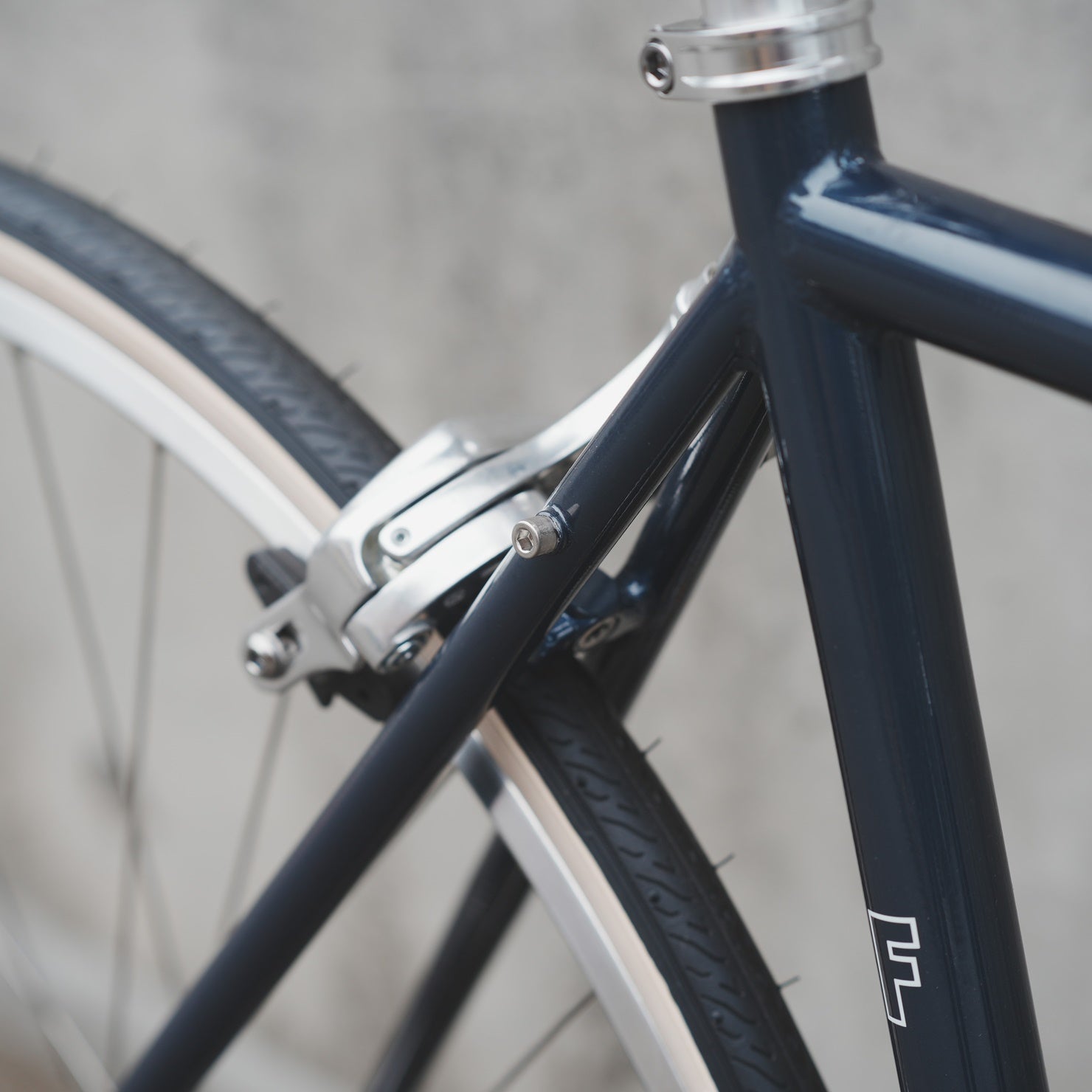 FUJI / 【2026年モデル】BALLAD – 京都の自転車屋 CYCLE SHOP eirin