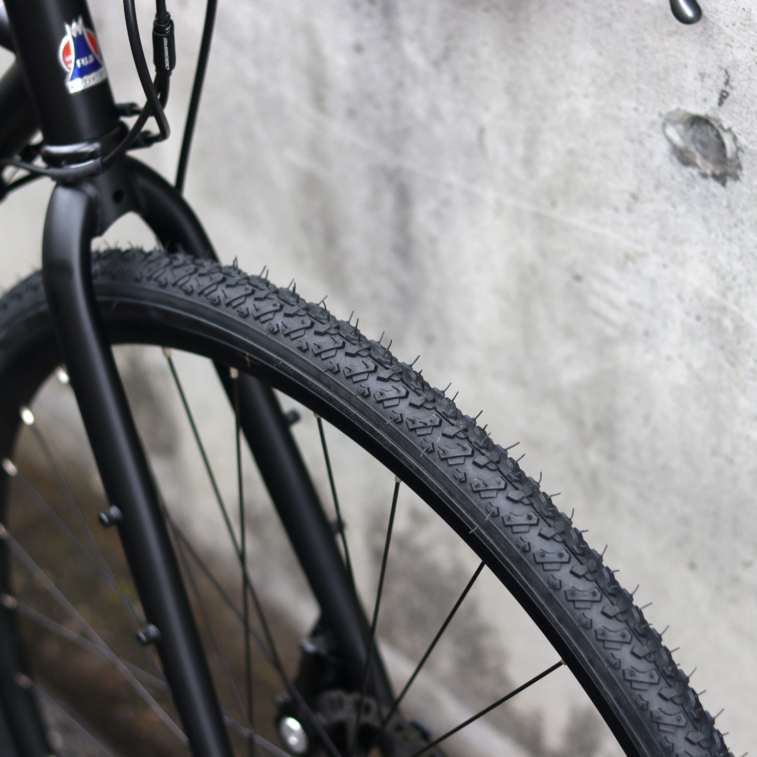 Fuji FEATHER CX+ ブラック 54 コーティング済 10/31まで FUJI / 【在庫セール！】【2025年モデル】FEATHER CX+ – 京都の