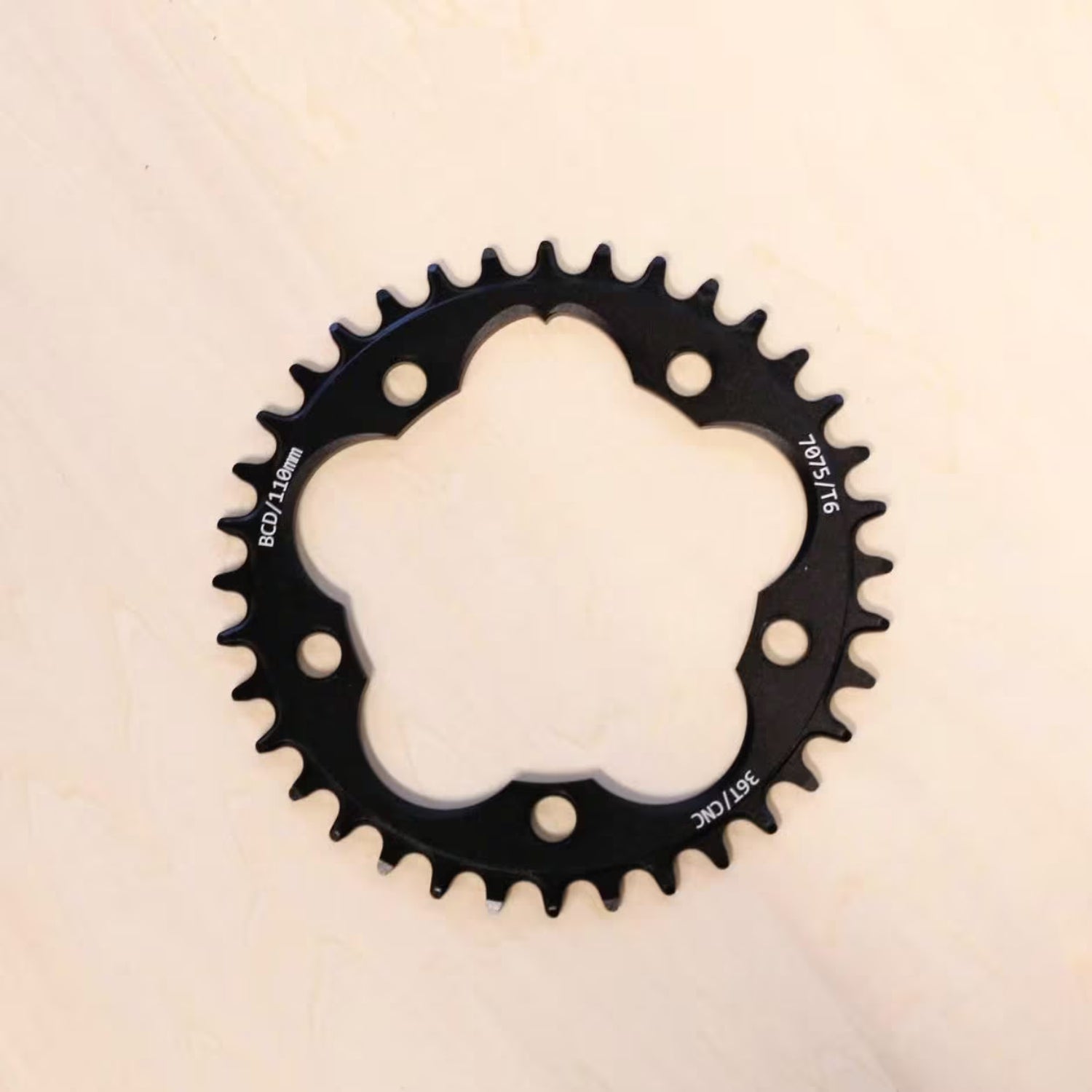 GROWN Narrow Wide Chainring｜フロントシングル化を支える高剛性