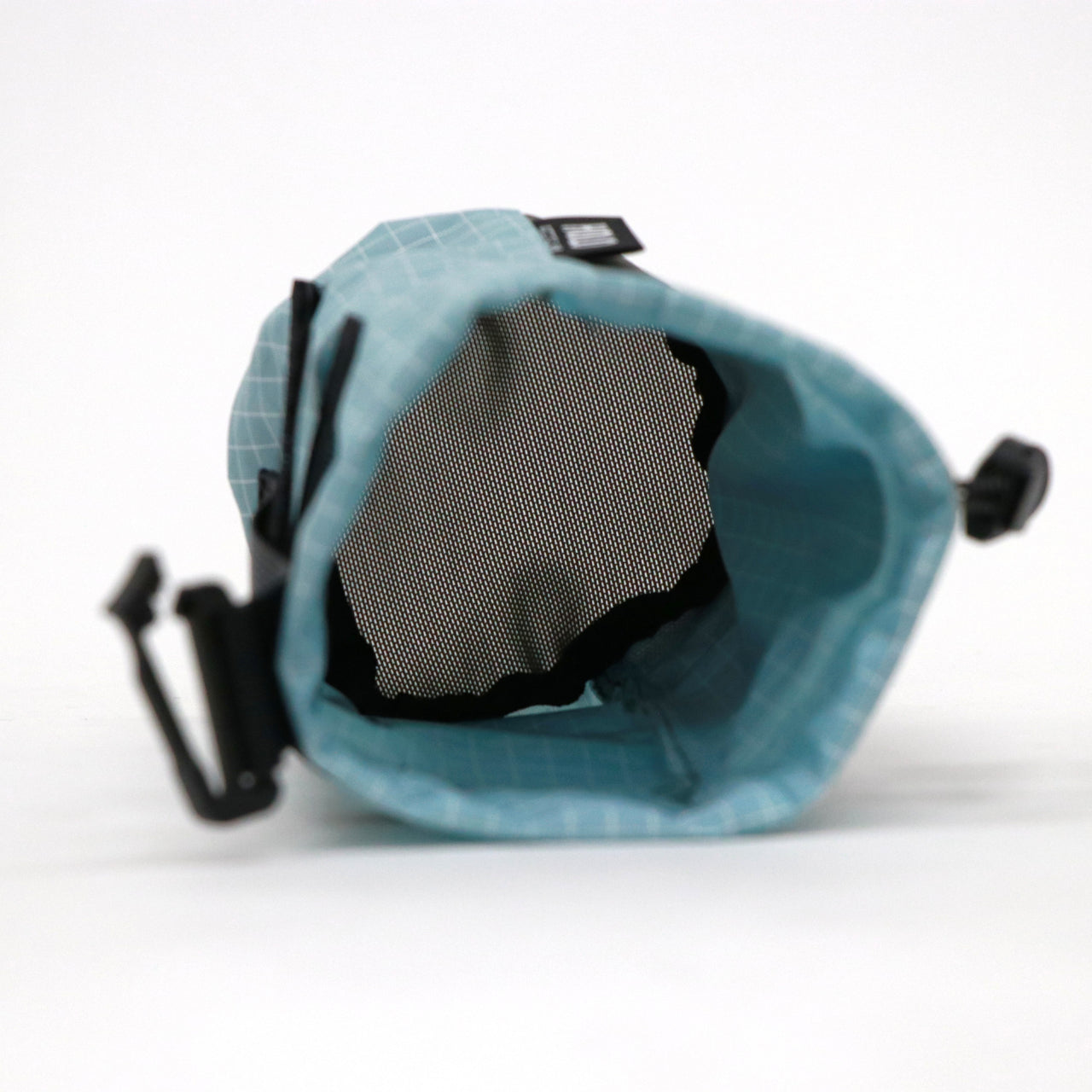 holo Bottle Holder｜バッグにも自転車にも使える軽量ボトルホルダー
