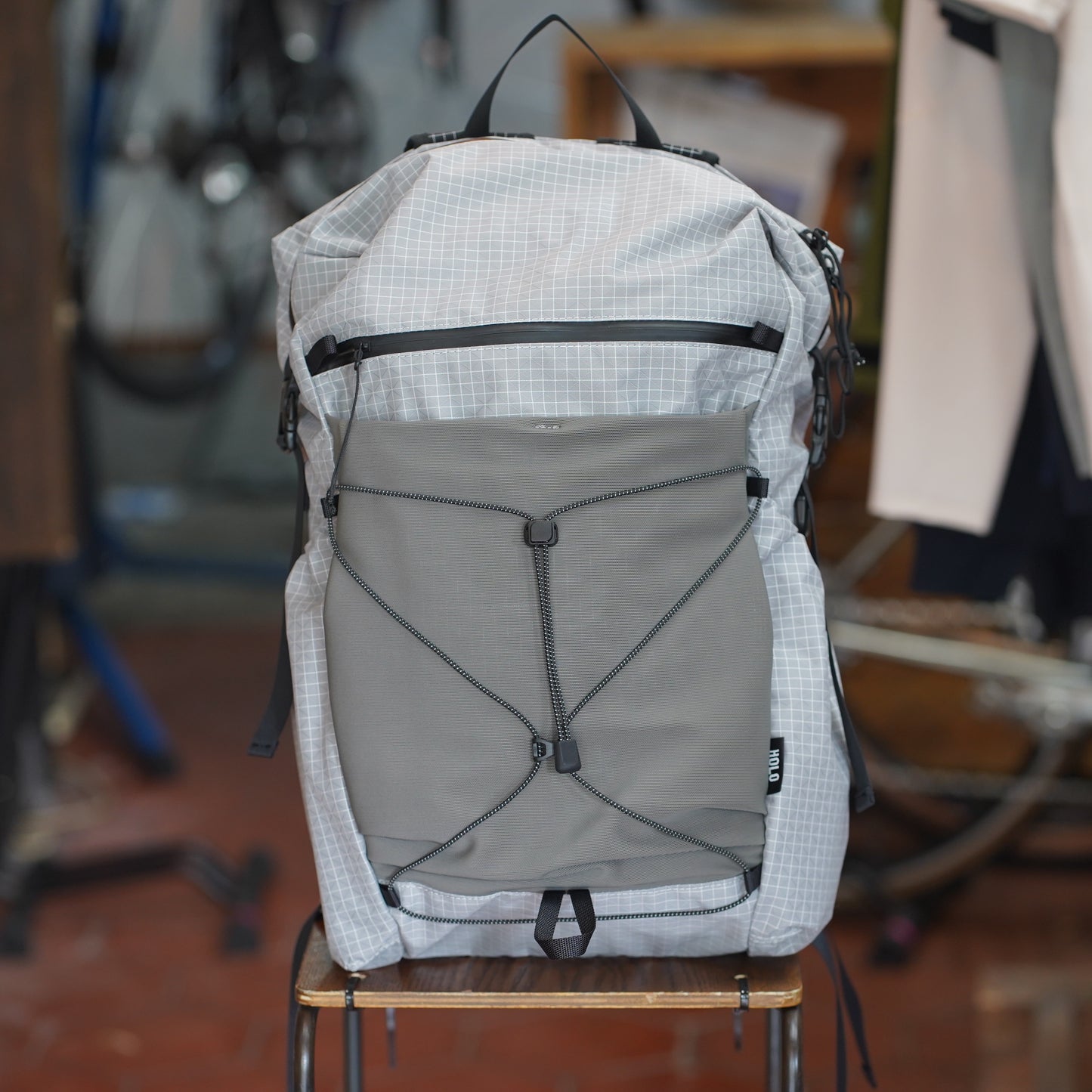 PUFF ツヌーガ バックパック アタックザック 軽量ザック デイハイクパック 登山用サブザック フロントメッシュポケット トレッキングギア