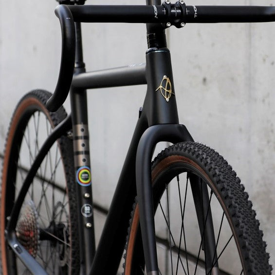 ibis HAKKALUGI DISC カーボンフレーム ENVEフォーク付 IBIS / 【在庫セール】HAKKA MX（ハッカエムエックス）フレーム