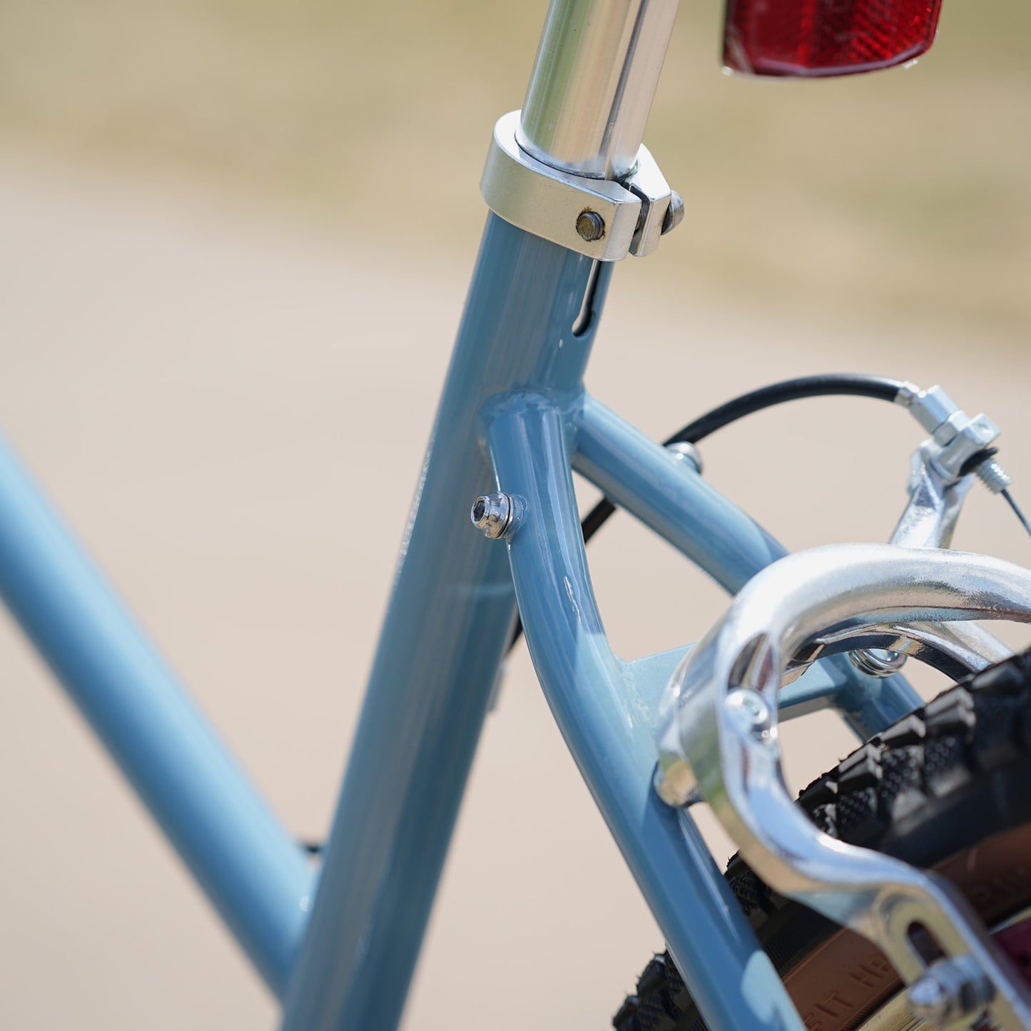 Trove 街乗り自転車 スタッガードバイク セミブロックタイヤ シティクルーザー シングルスピード風 カスタムしやすい自転車 アップライトポジション