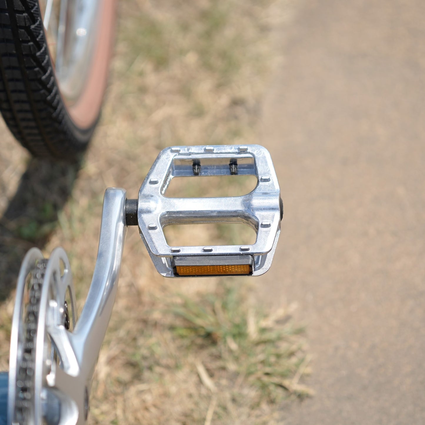Trove 街乗り自転車 スタッガードバイク セミブロックタイヤ シティクルーザー シングルスピード風 カスタムしやすい自転車 アップライトポジション