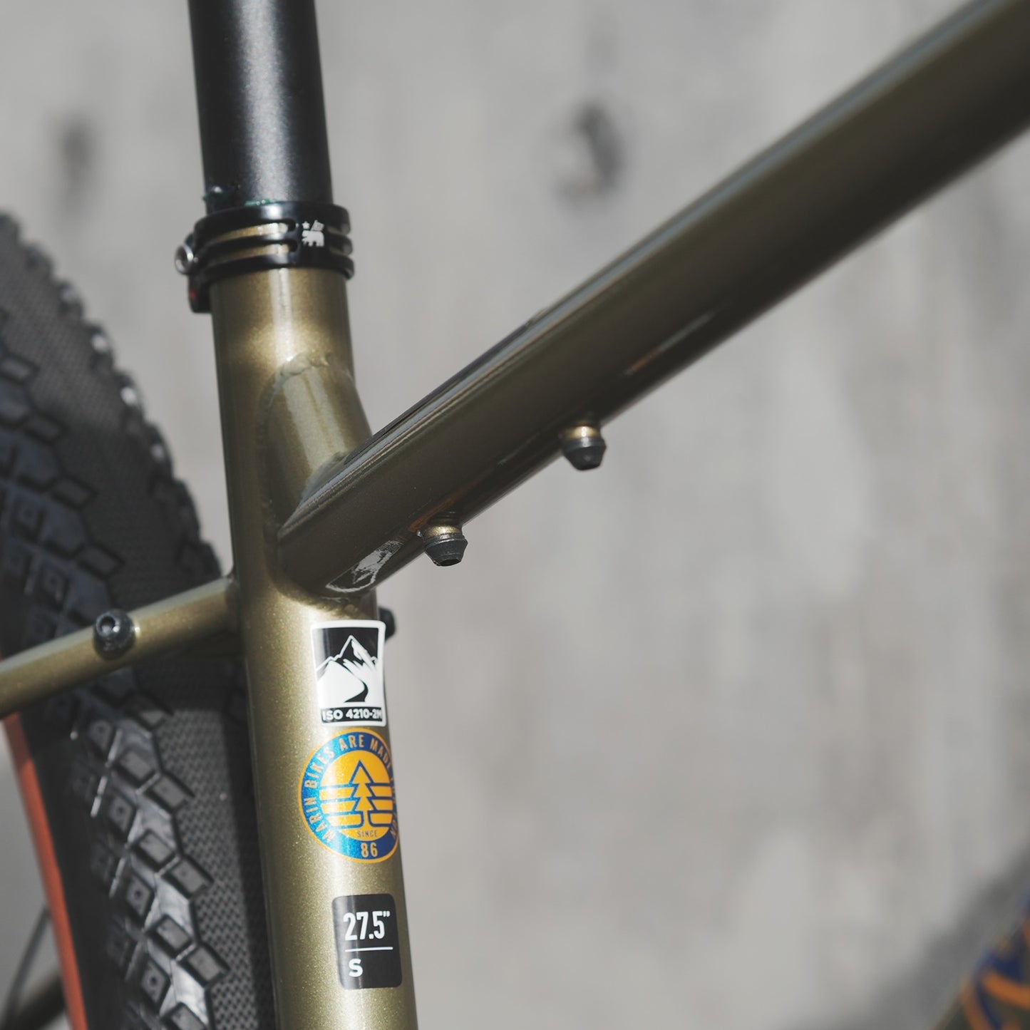 【2026年モデル】MUIRWOODS 27.5 Marin Bikes ミヤウッズ 27.5 クロモリバイク 油圧ディスクブレーキ 自転車 ツーリングバイク アドベンチャーバイク グラベルロード