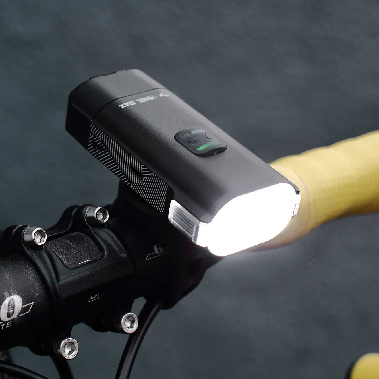 RIGEL MAX 自転車ライト 1500ルーメン 夜間走行 安全ライト 防水ライト IPX7 ヘルメットライト GoPro対応 長時間点灯ライト ハイパワーLEDライト 自転車 通勤ライド 安全装備