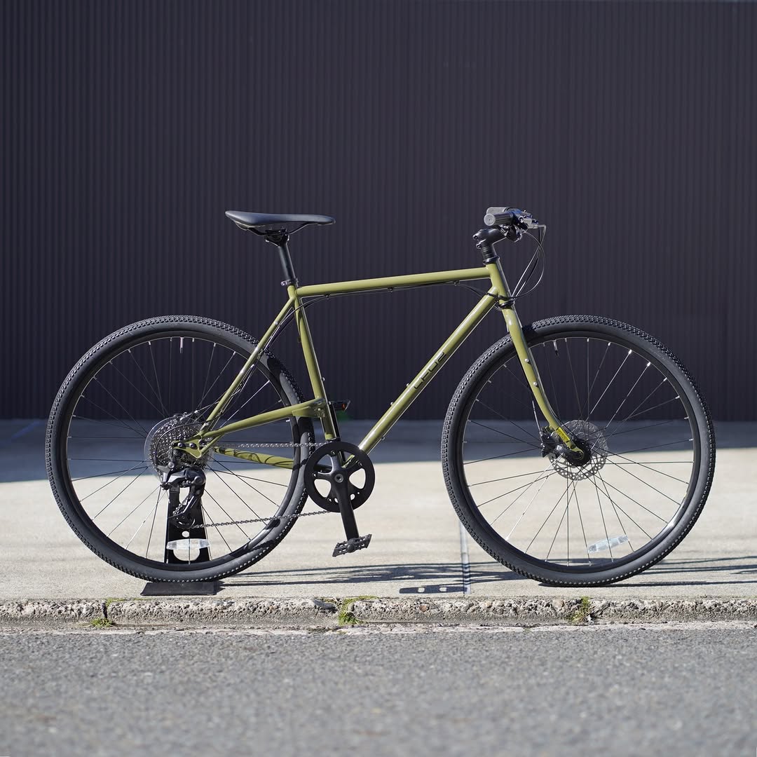 CF02 ナリフリ チャリフリ charifuri クロスバイク