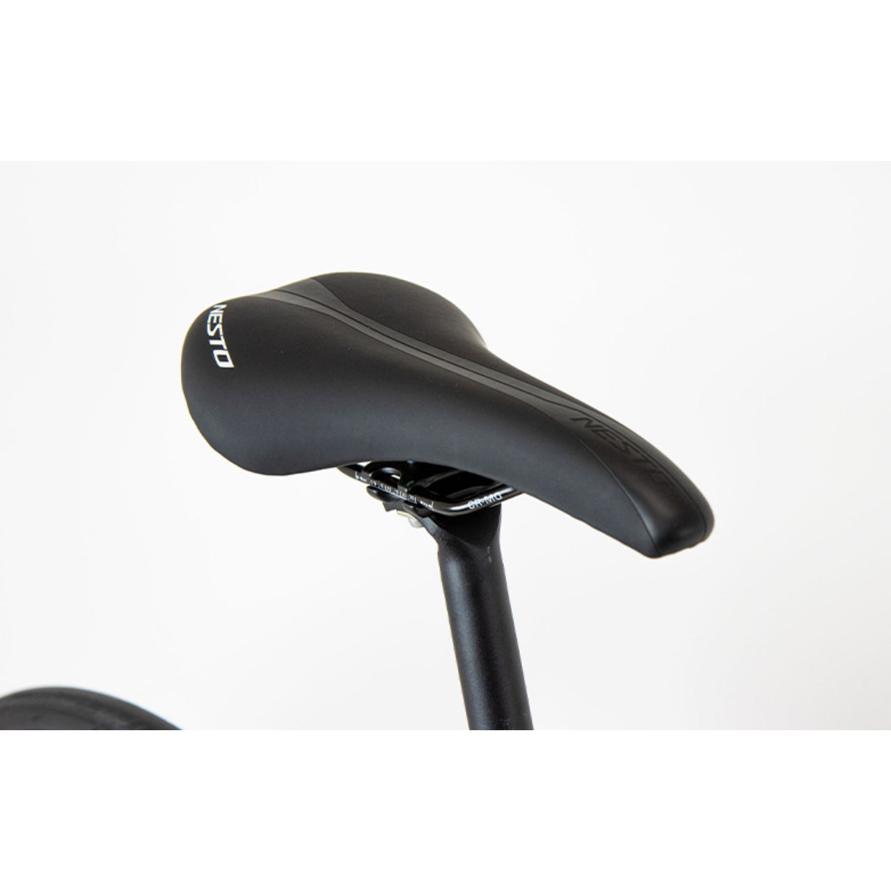 【型落ちセール！】【2025年モデル】ALTERNA ロードバイク初心者向け チューブレスロード 軽量アルミロード シマノSORA完成車 通勤ロードバイク エントリーレースバイク 振動吸収フレーム