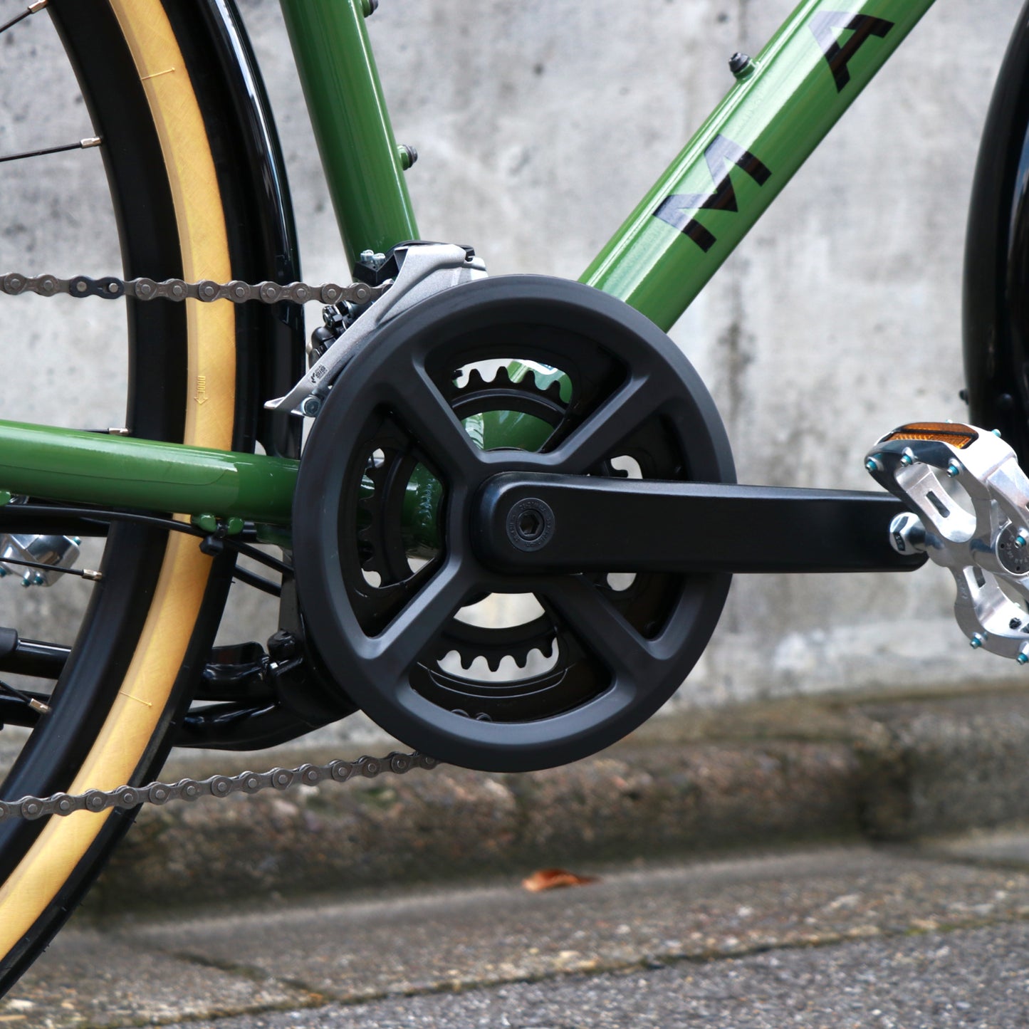 【アウトレット】CORTE MADERA DISC AF SE “everyday”カスタム MARIN クロスバイク コルトマデラ ディスク グラベルクロス アウトレット自転車 通勤自転車 WALD バスケット MKS ペダル