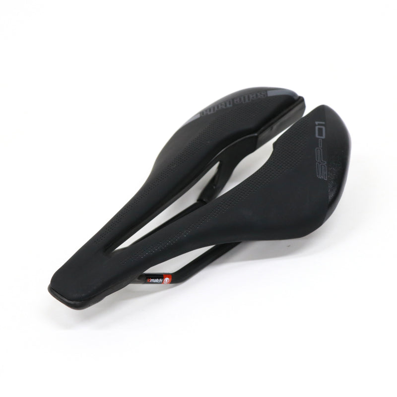 selle ITALIA SP-01 BOOST KIT CARBONIO SUPERFLOW L ショートサドル
