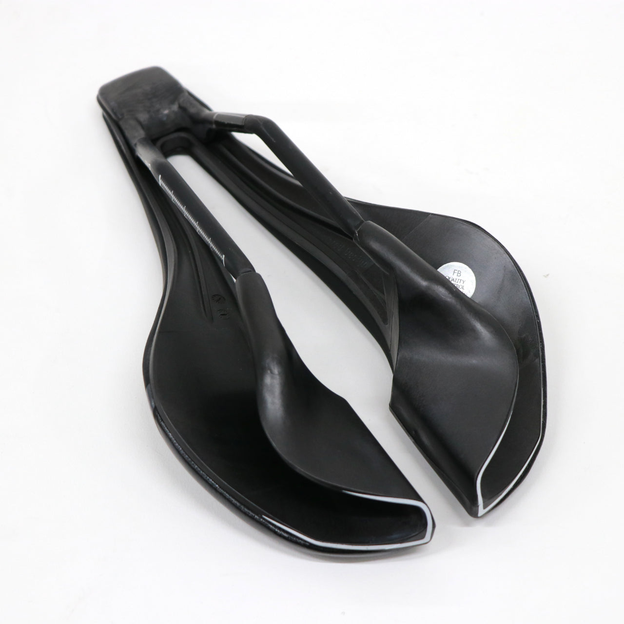 selle ITALIA / 【アウトレット】SP-01 BOOST KIT CARBONIO SUPERFLOW