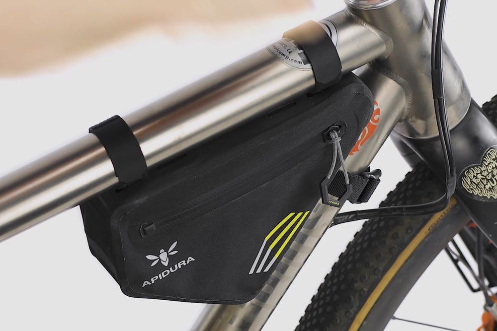 Racing Frame Pack（1L）