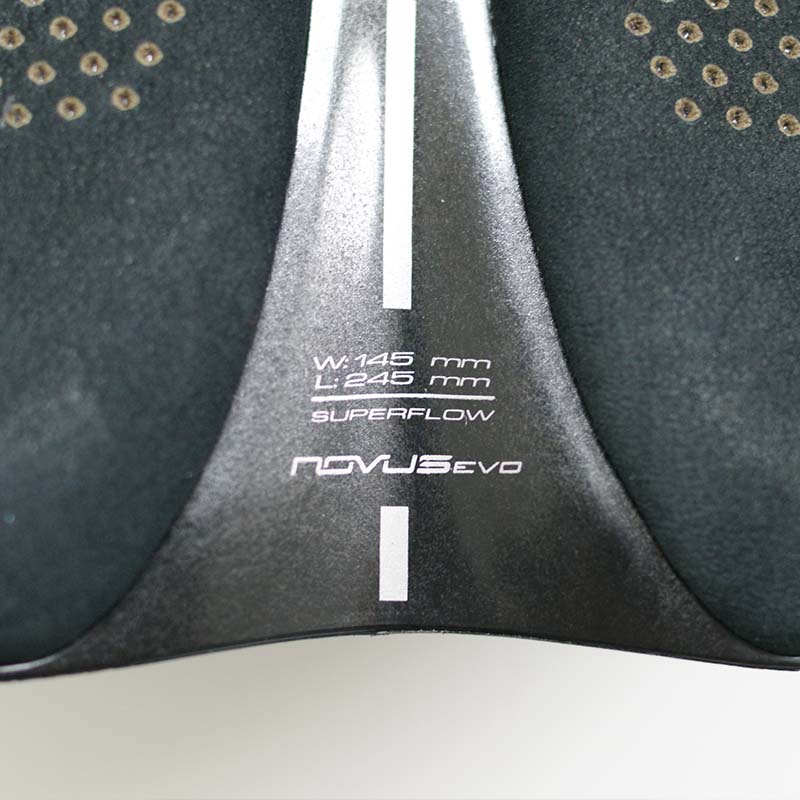 NOVUS BOOST EVO TM スーパーフロー ヌバックブラック
