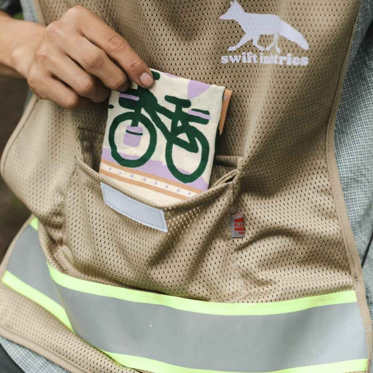 Swift Campout 2026 Safety Vest (Japan Limited)