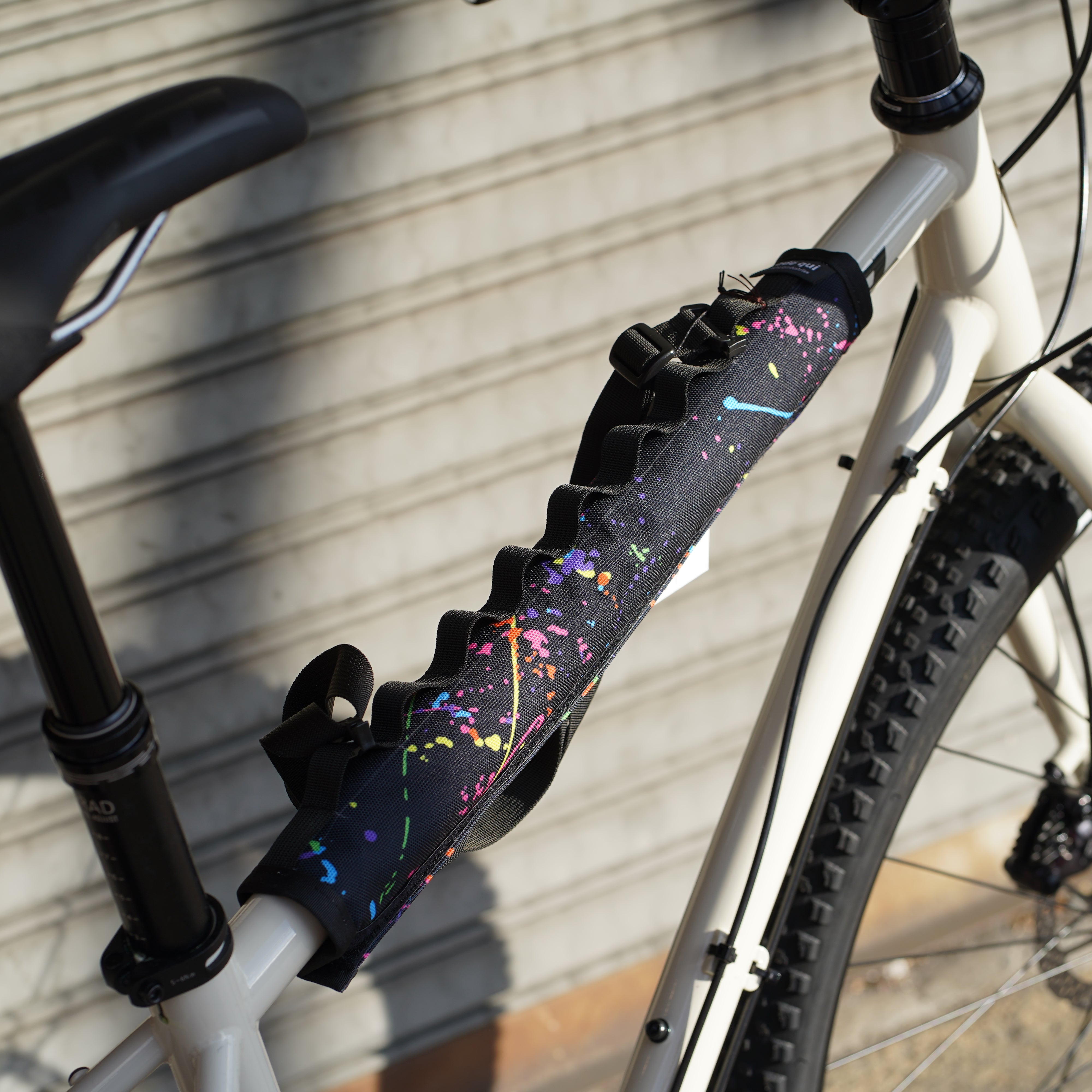 tade qui slicker（frame pad 1-1/8size + sacoche）｜サコッシュを