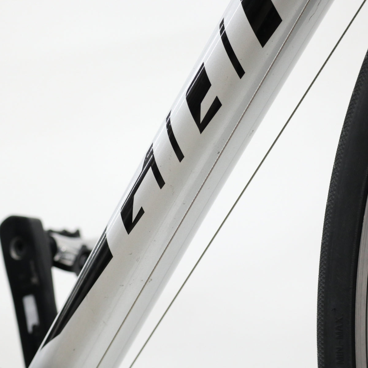 【中古】【2019年モデル】CONTEND 2