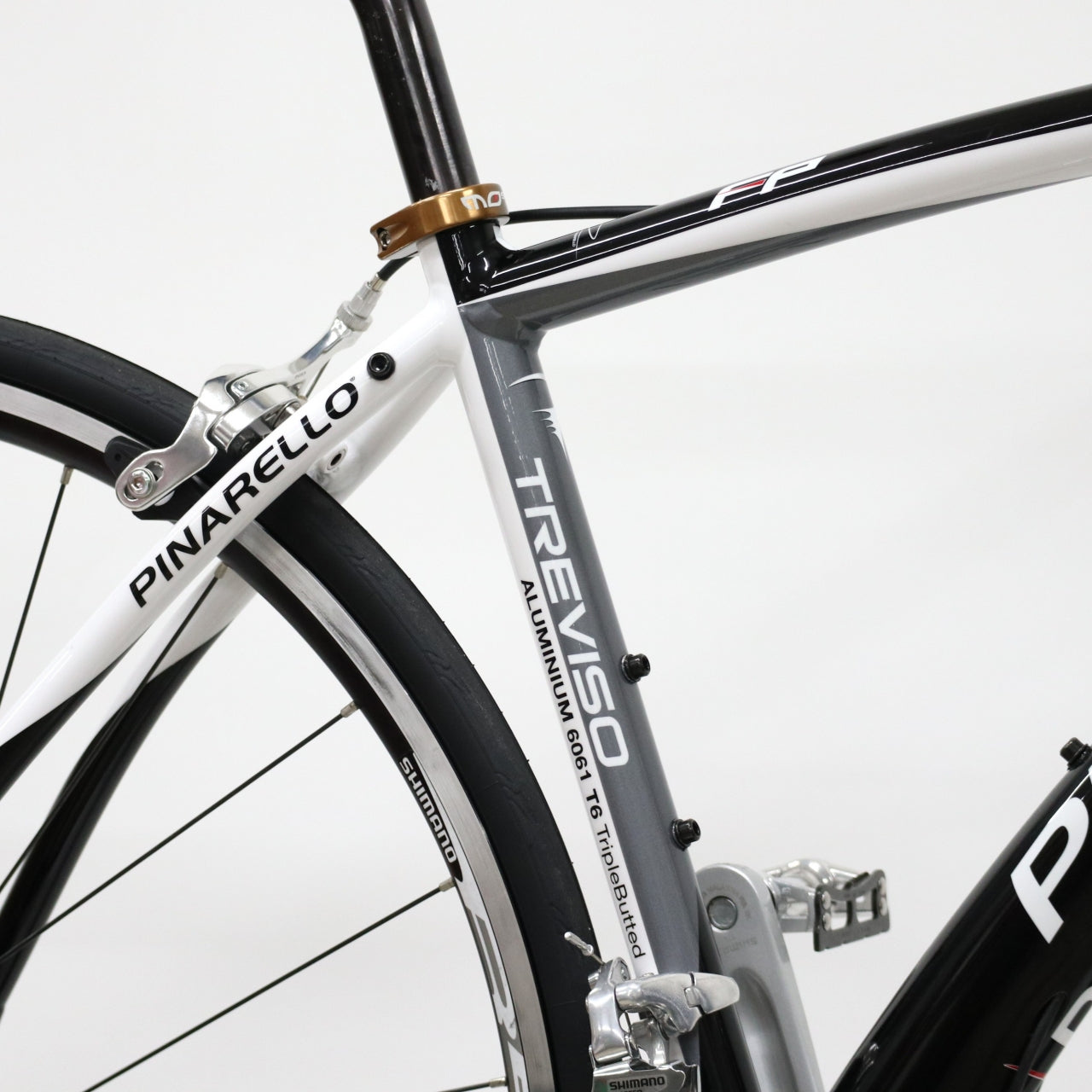 中古】2011 PINARELLO TREVISO｜450サイズ・軽量フラットバーロード